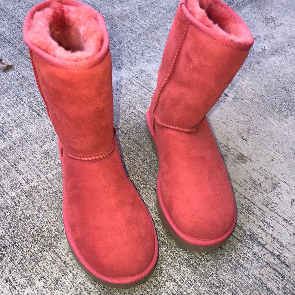 coral color uggs